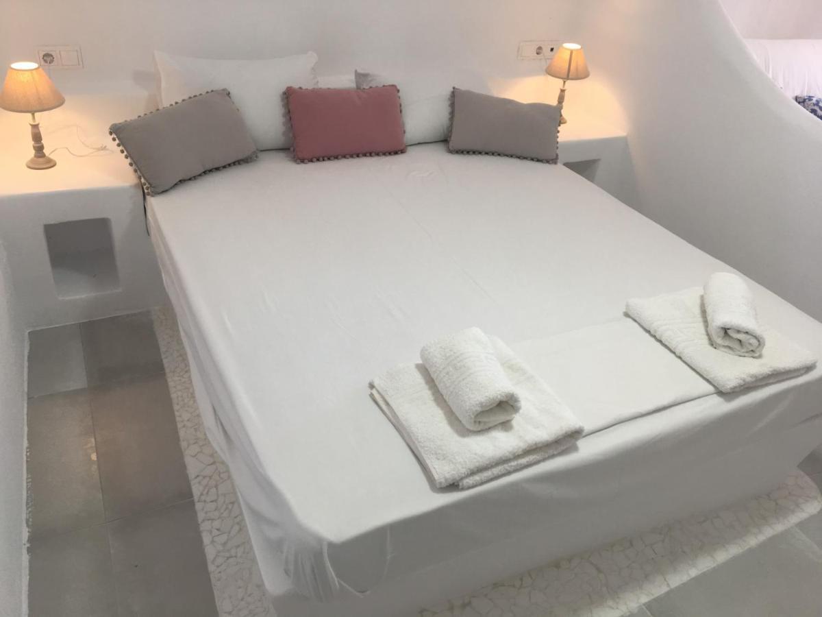 Апартаменти Rineia Complex By Live&Travel Mykonos Town Екстер'єр фото